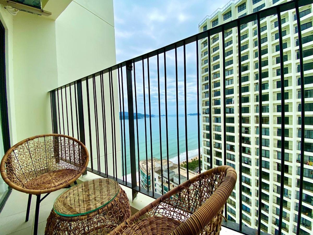 Wise Stay Gold Coast Apartment Нячанг Екстер'єр фото