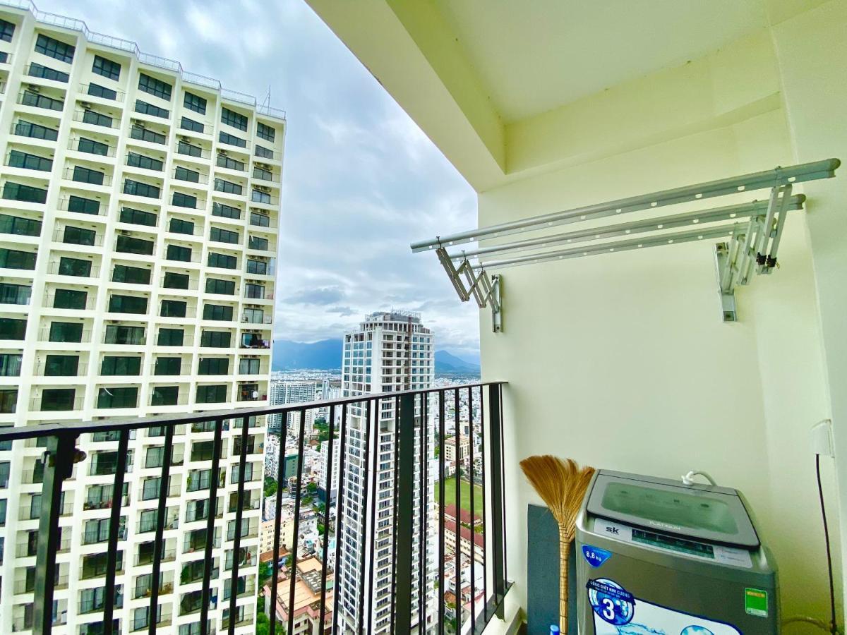 Wise Stay Gold Coast Apartment Нячанг Екстер'єр фото