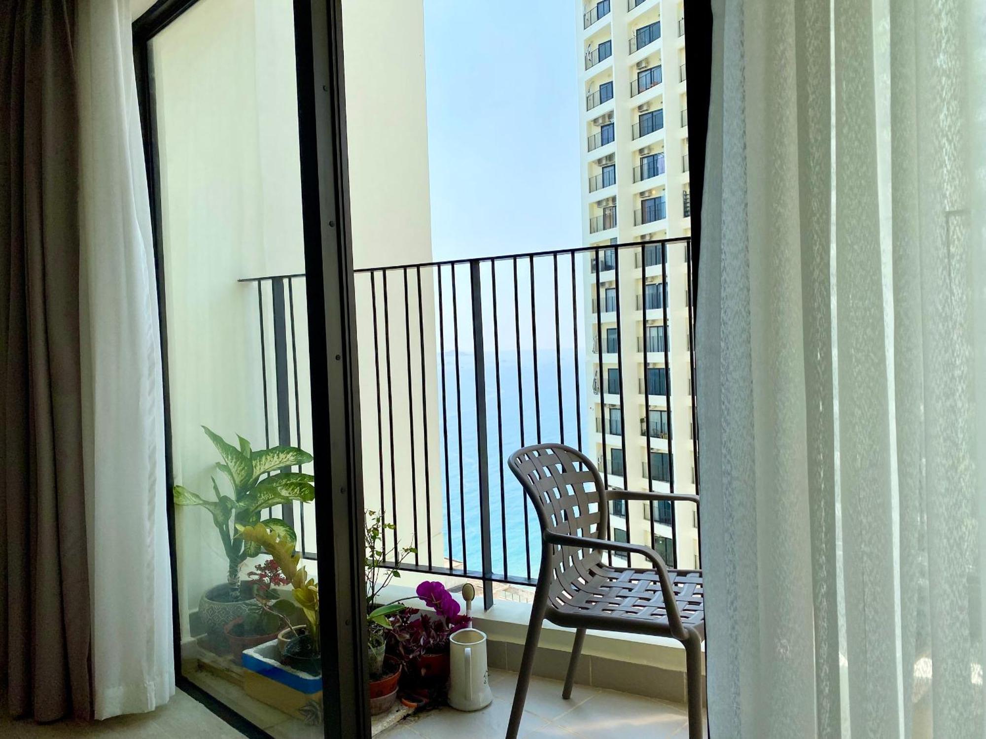 Wise Stay Gold Coast Apartment Нячанг Номер фото